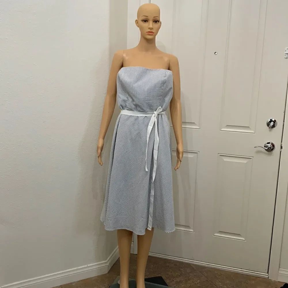 Ann Taylor Loft Size 12 Strapless Gray White Striped Belted Zip Woman’s Dress